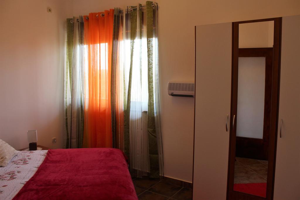 רייקה Apartment Mis Floura מראה חיצוני תמונה