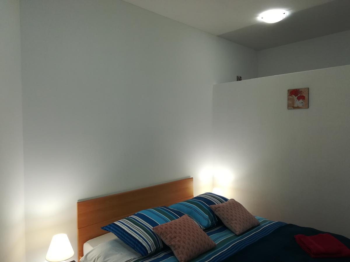 רייקה Apartment Mis Floura מראה חיצוני תמונה
