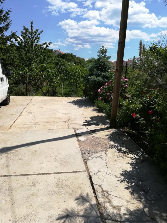 רייקה Apartment Mis Floura מראה חיצוני תמונה